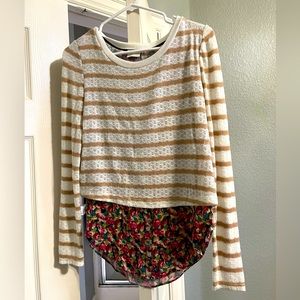 Anthropologie flowy top